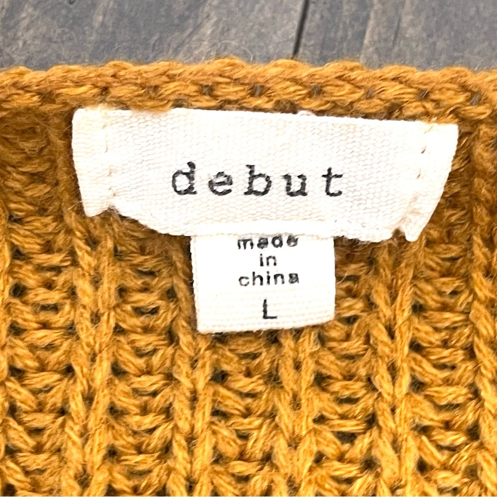 Debut Knit V-Neck Stripe Sweater Size L - Picture 7 of 9